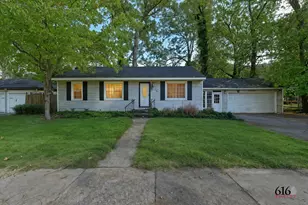 4648 Blaine Ave SE, Grand Rapids, MI 49508 - Photo 1