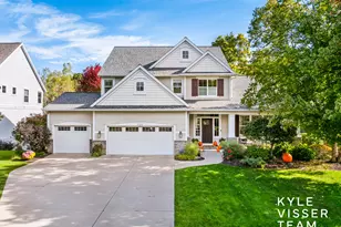 320 Sycamore Way Dr SE, Grand Rapids, MI 49546 - Photo 1