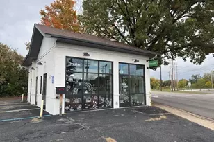 1000 W Territorial Rd, Battle Creek, MI 49015 - Photo 1