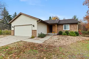 6424 Port Sheldon St, Hudsonville, MI 49426 - Photo 1