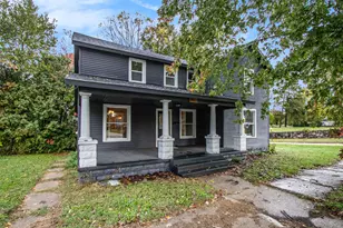 402 Michigan Ave, Dowagiac, MI 49047 - Photo 1