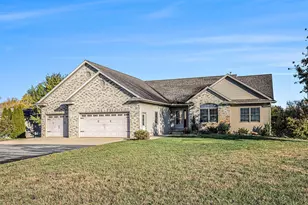 1659 Creekside Ct, Wayland, MI 49348 - Photo 1