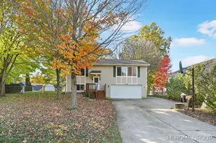 11957 Barnard St, Grand Haven, MI 49417 - Photo 1