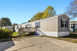 11372 Mary Jane St, Lowell, MI 49331 - Photo 1