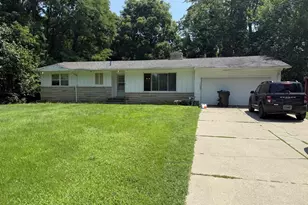 3201 S Meridian Rd, Jackson, MI 49203 - Photo 1