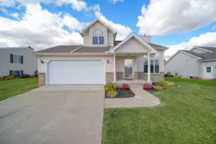 7507 Wadding Dr, Onsted, MI 49265 - Photo 1