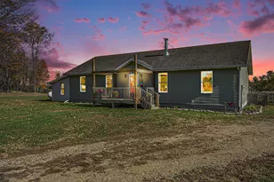 31395 66th St, Bangor, MI 49013 - Photo 1