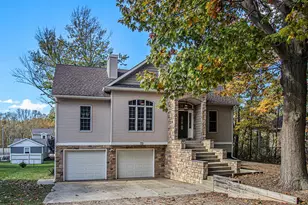 72 Euclid St, South Haven, MI 49090 - Photo 1