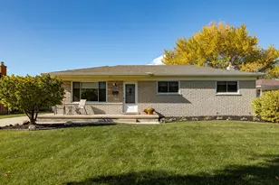 33230 Morrison Ct, Sterling Heights, MI 48312 - Photo 1