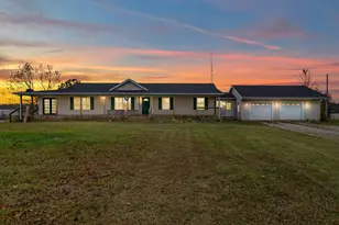 7534 Robins Rd, Hillsdale, MI 49242 - Photo 1