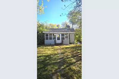 411 Hinckley Boulevard, Jackson, MI 49203 - Photo 1