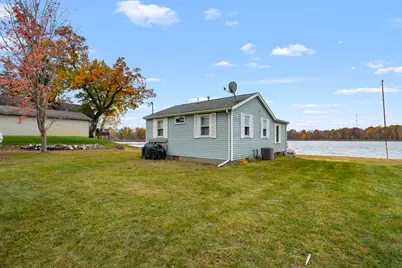 41758 N Park Street, Paw Paw, MI 49079 - Photo 1