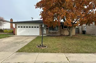 36870 Lodge Dr, Sterling Heights, MI 48312 - Photo 1