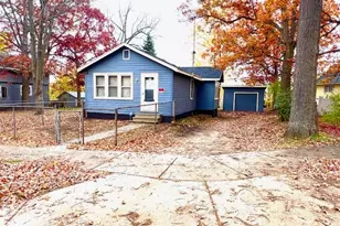 403 Collins Ave, Muskegon, MI 49444 - Photo 1