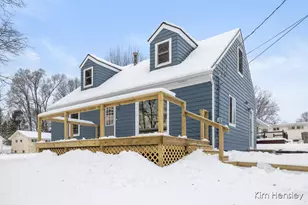 273 Summit Ave NE, Rockford, MI 49341 - Photo 1