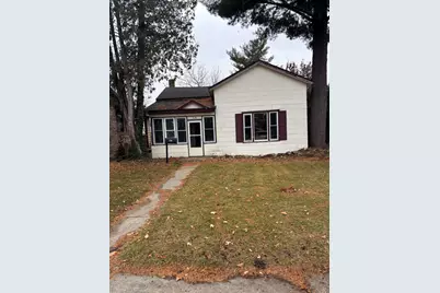 216 S Warren Avenue, Big Rapids, MI 49307 - Photo 1