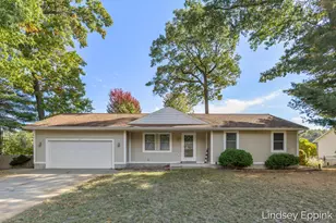 428 Escanaba Ln, Muskegon, MI 49442 - Photo 1