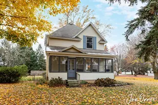 820 Lugers Rd, Holland, MI 49423 - Photo 1