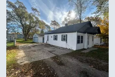 846 N Oak St Street, Evart, MI 49631 - Photo 1