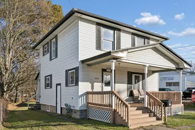 806 N Eaton Street, Albion, MI 49224 - Photo 1