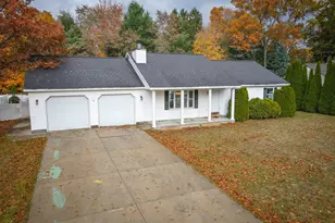 1608 Hampstead Dr, Muskegon, MI 49445 - Photo 1