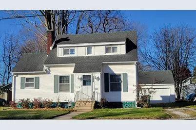 112 N Lincoln Avenue, Three Rivers, MI 49093 - Photo 1