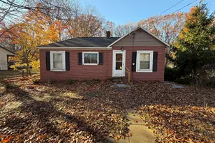 13507 152nd Ave, Grand Haven, MI 49417 - Photo 1