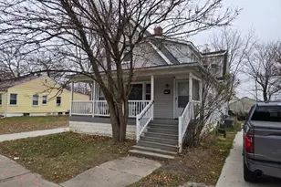 35743 E Michigan Ave, Wayne, MI 48184 - Photo 1