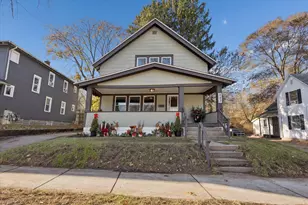 843 Clancy Ave NE, Grand Rapids, MI 49503 - Photo 1