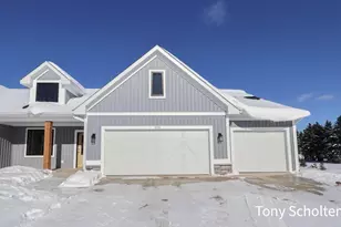 5151 Blendon Mdw Cir, Hudsonville, MI 49426 - Photo 1