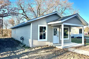 287 E Walton Ave, Muskegon, MI 49442 - Photo 1