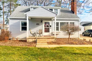 374 Elizabeth St, Rockford, MI 49341 - Photo 1