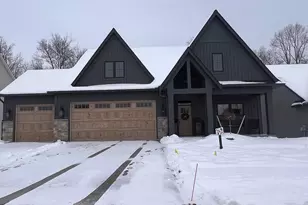 3367 Ravinewood Ct, Jenison, MI 49428 - Photo 1