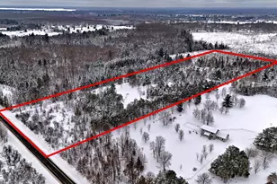 2468 S 37 Rd, Cadillac, MI 49601 - Photo 1