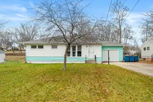 109 Golden Ave, Battle Creek, MI 49015 - Photo 1