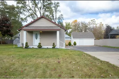 743 Hollister Street, Pontiac, MI 48340 - Photo 1