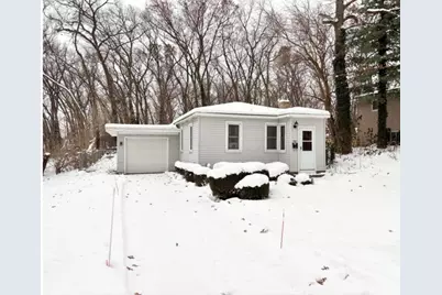 942 Oakcrest Street SW, Wyoming, MI 49509 - Photo 1