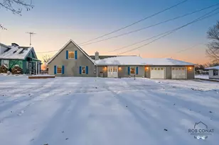 411 S Rock Lake Dr, Vestaburg, MI 48891 - Photo 1