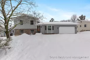 1931 Keyhill Ave SE, Grand Rapids, MI 49546 - Photo 1