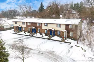 451 Lincoln Ave, Holland, MI 49423 - Photo 1