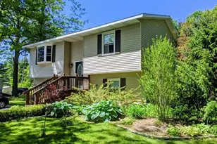 19210 Glendale Cir, Spring Lake, MI 49456 - Photo 1