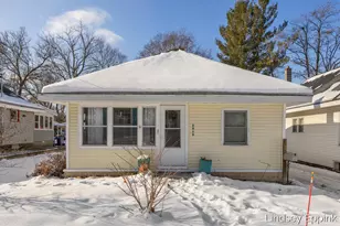2919 Botsford Ave NE, Grand Rapids, MI 49505 - Photo 1