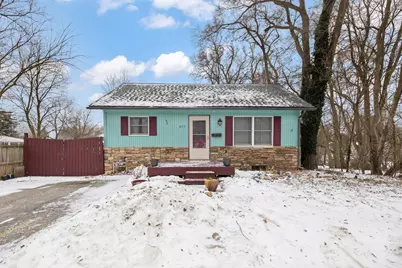 517 W Commerce Street, Milford, MI 48381 - Photo 1