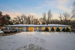 1451 S Park Rd, Benton Harbor, MI 49022 - Photo 1