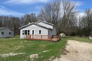 3512 Max Paulsen Dr, Muskegon, MI 49444 - Photo 1