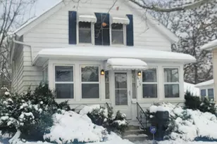 613 Chester St, Jackson, MI 49203 - Photo 1