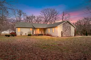 61833 Bayshore Dr, Sturgis, MI 49091 - Photo 1