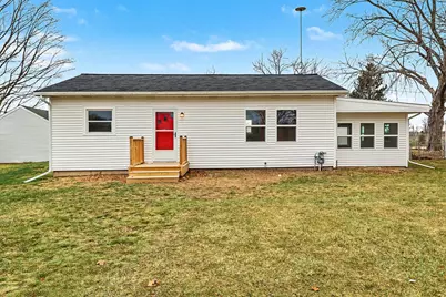 1048 S Kalamazoo Avenue, Marshall, MI 49068 - Photo 1