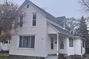 1040 Jennette Ave NW, Grand Rapids, MI 49504 - Photo 1