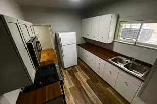 939 Williams St, Jackson, MI 49203 - Photo 1